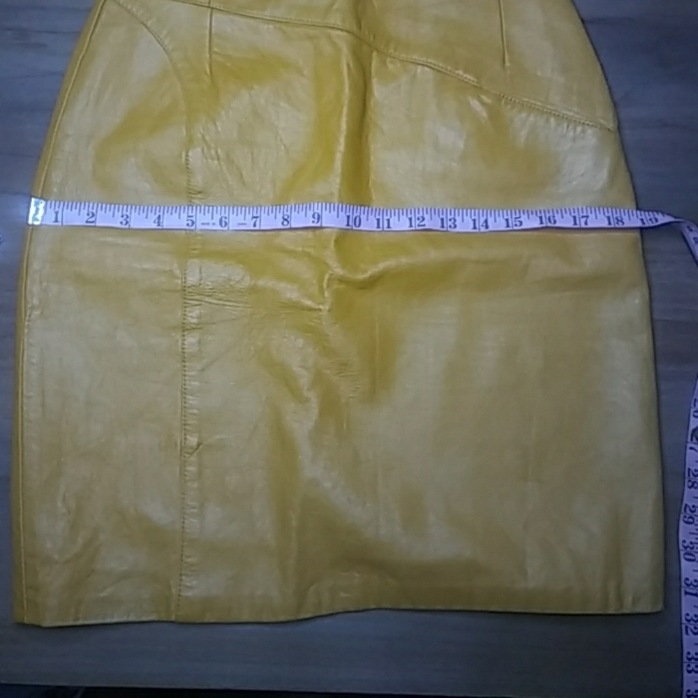 Vintage Bright Yellow Leather Skirt - Picture 6 of 7